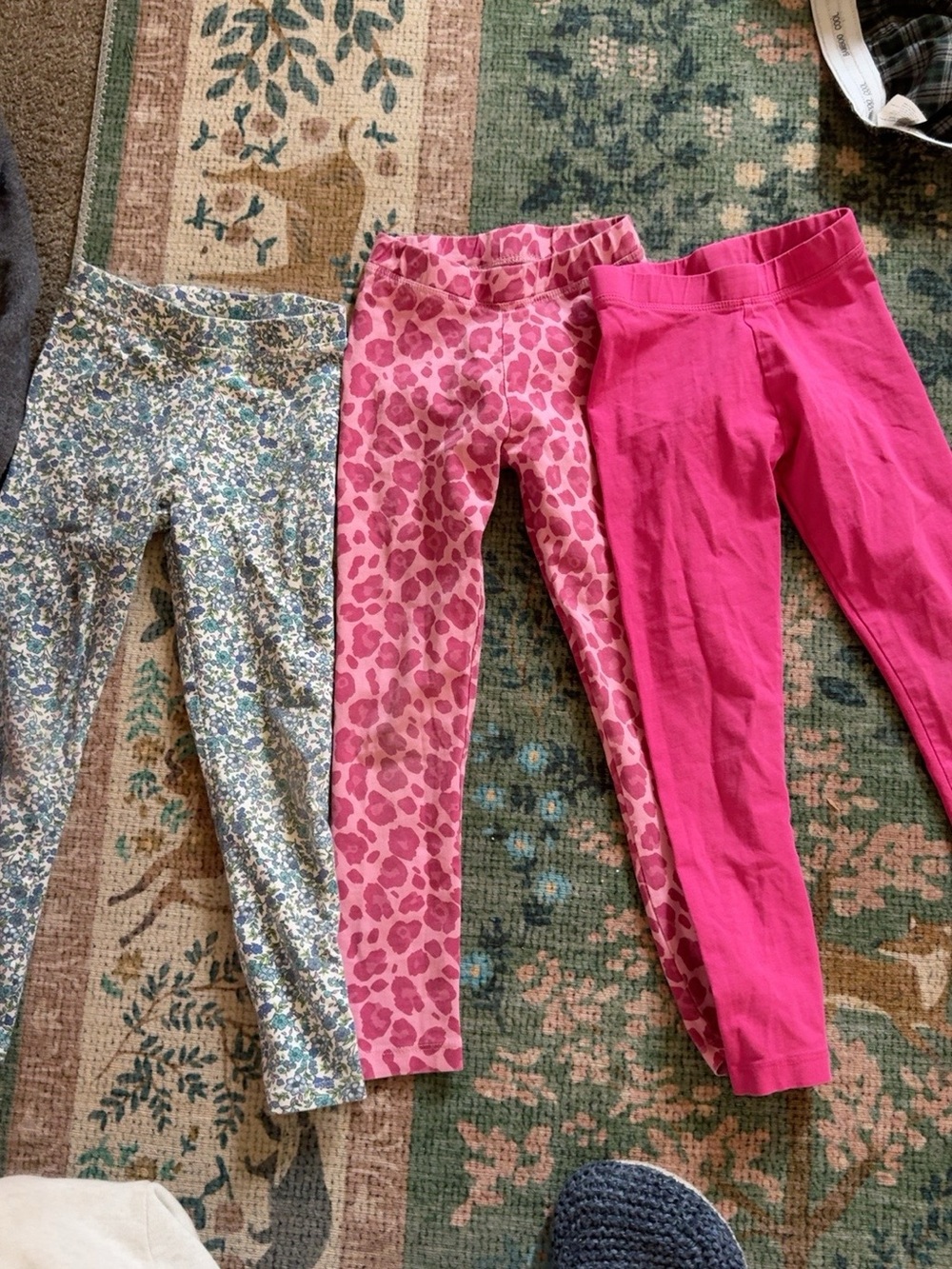 Amazon essentials Girls leggings bundle